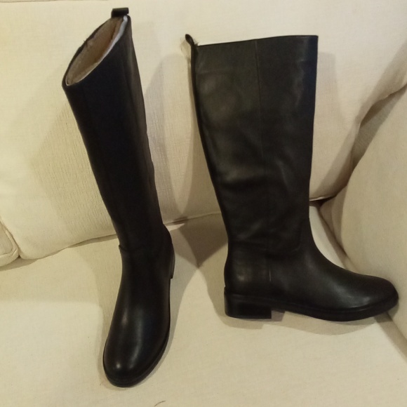 Abercrombie and Fitch Boots - Picture 2 of 6